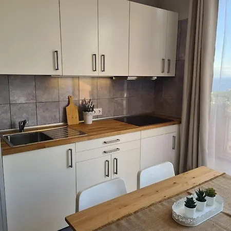 Apartment Country Chic